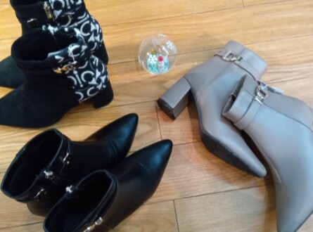 ショートブーツ