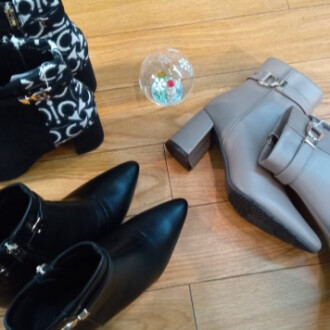 ショートブーツ